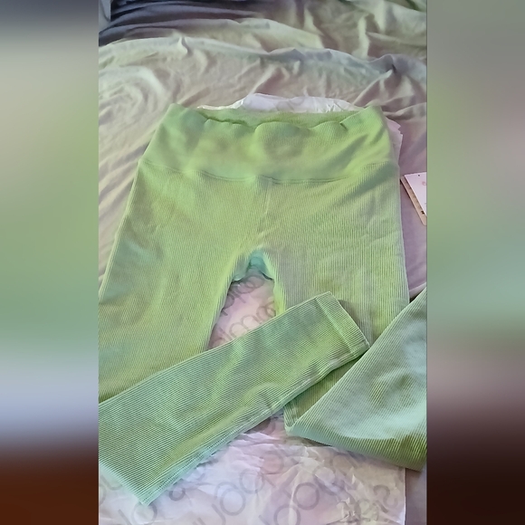 High rise leggings - Picture 2 of 2